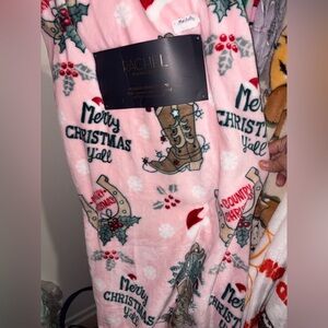 Rachel Rays Christmas Country Blanket - Pink